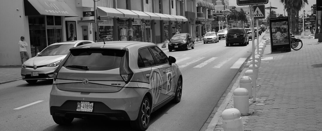 Renting a Car in Aruba: The Local Rules of the Road